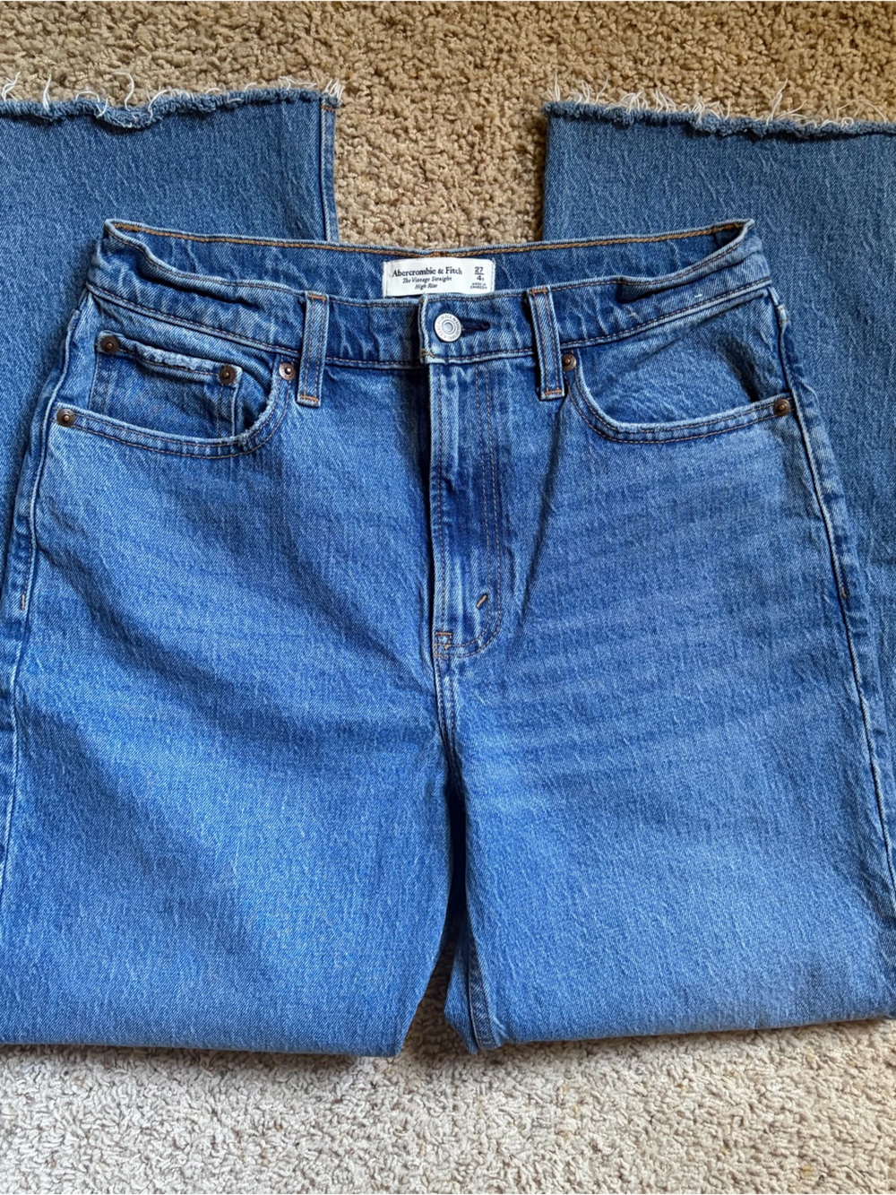 Abercrombie & Fitch Vintage Straight High Rise
